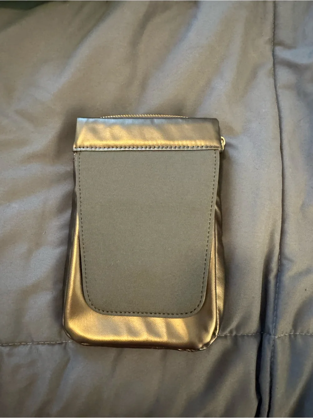 Vybz gold metallic